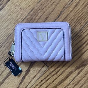 NWT Victoria’s Secret V Quilt Small wallet